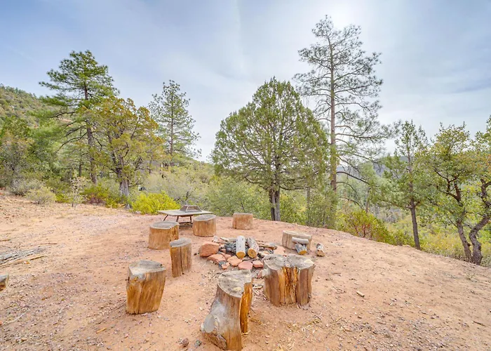 Strawberry Hideaway In The Pines W/ Hot Tub! Pine