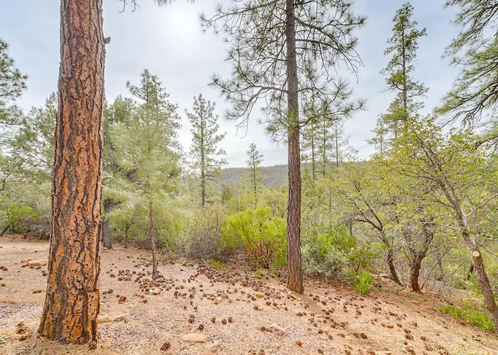 Strawberry Hideaway In The Pines W/ Hot Tub!