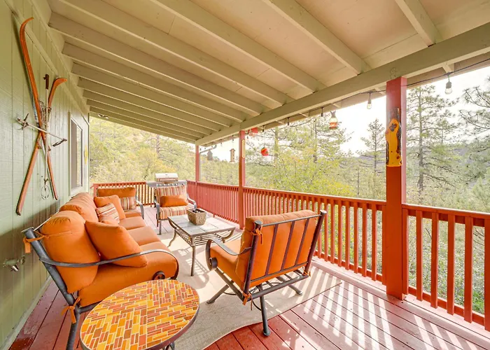 Strawberry Hideaway In The Pines W/ Hot Tub! *