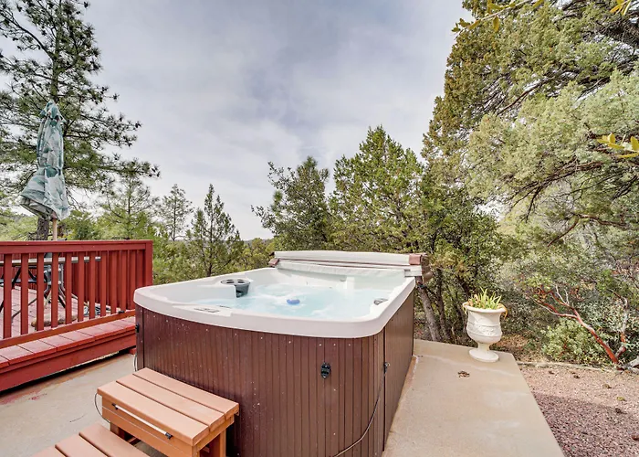 Strawberry Hideaway In The Pines W/ Hot Tub! Dom wakacyjny