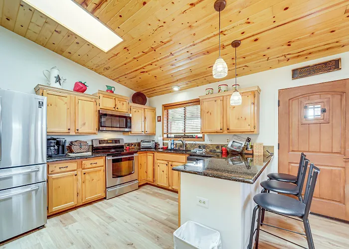 Strawberry Hideaway In The Pines W/ Hot Tub! * Pine